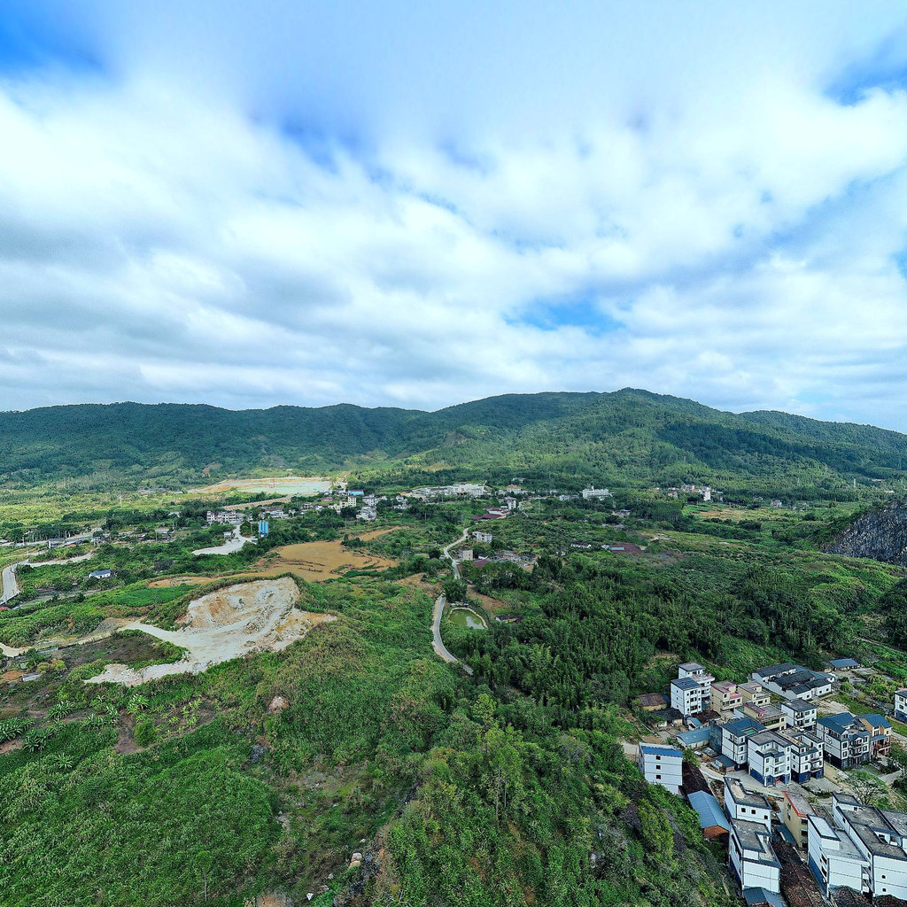 家乡全景（吕田镇草埔村）